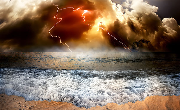 lightning
                                                          seascape from
                                                          bigstock.com