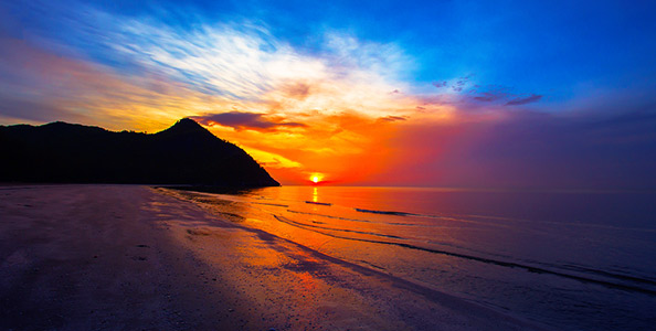 sunset
                        seaside beach